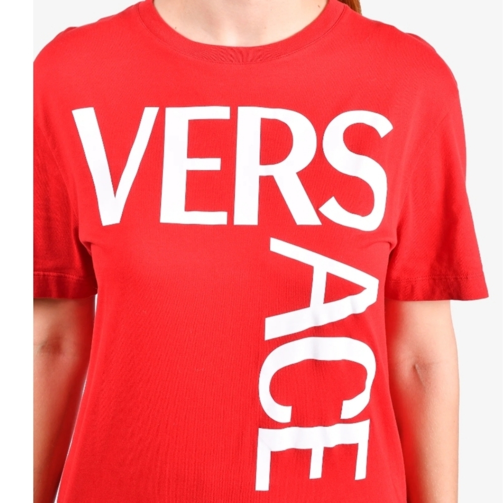 Versace Graphic Print Crew Neck Red / White T-Shirt Size Medium (EUC)